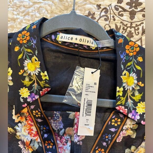 NWT Alice and Olivia Cosima Floral Button Up Blouse Size Large - Picture 8 of 13